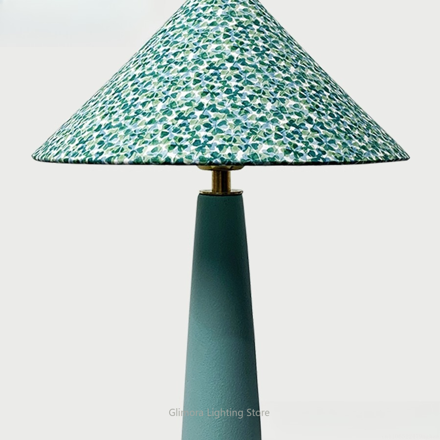 Lampada da tavolo a forma di o - Century Textile & Sewing Supply Avenue C North Saskatoon Sk recensione e prezzo